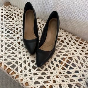 Clarks Classic Black Pump